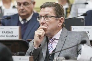 Borla, senador por Santa Fe, preside Poder Legislativo y Poder Ejecutivo. Foto: Convención Reformadora