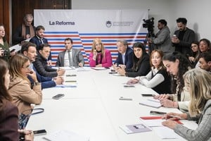 La comisión Peticiones, Poderes y Reglamento debatirá el lunes los pasos a seguir con la banca de Oliveras.