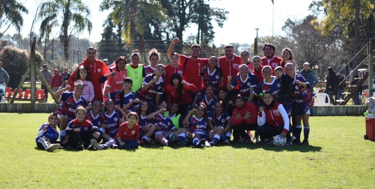 Unión fue una máquina y goleó 7–0 a Deportivo Merlo en La Tatenguita