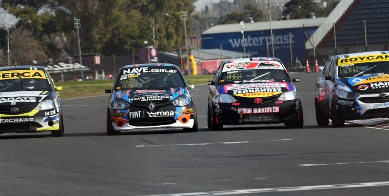 Definición histórica en Turismo Pista en Buenos Aires: cuatro autos a la par y triunfo épico de Agustín Canapino
