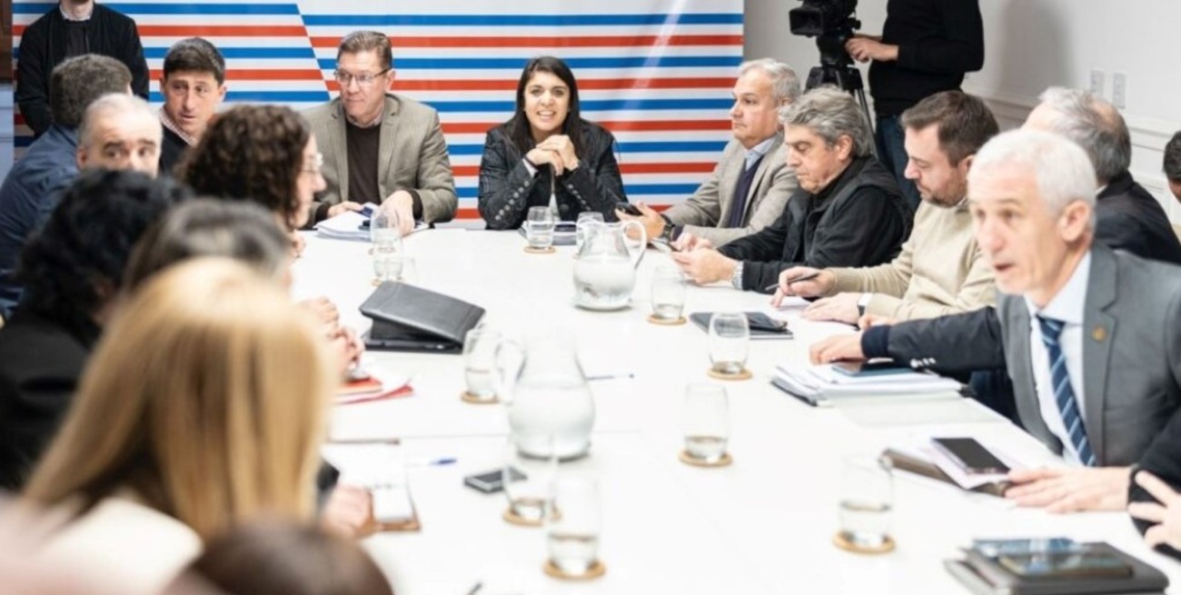 Cambian autoridades de la Comisión de los Poderes Ejecutivo y Legislativo de la Convención Reformadora