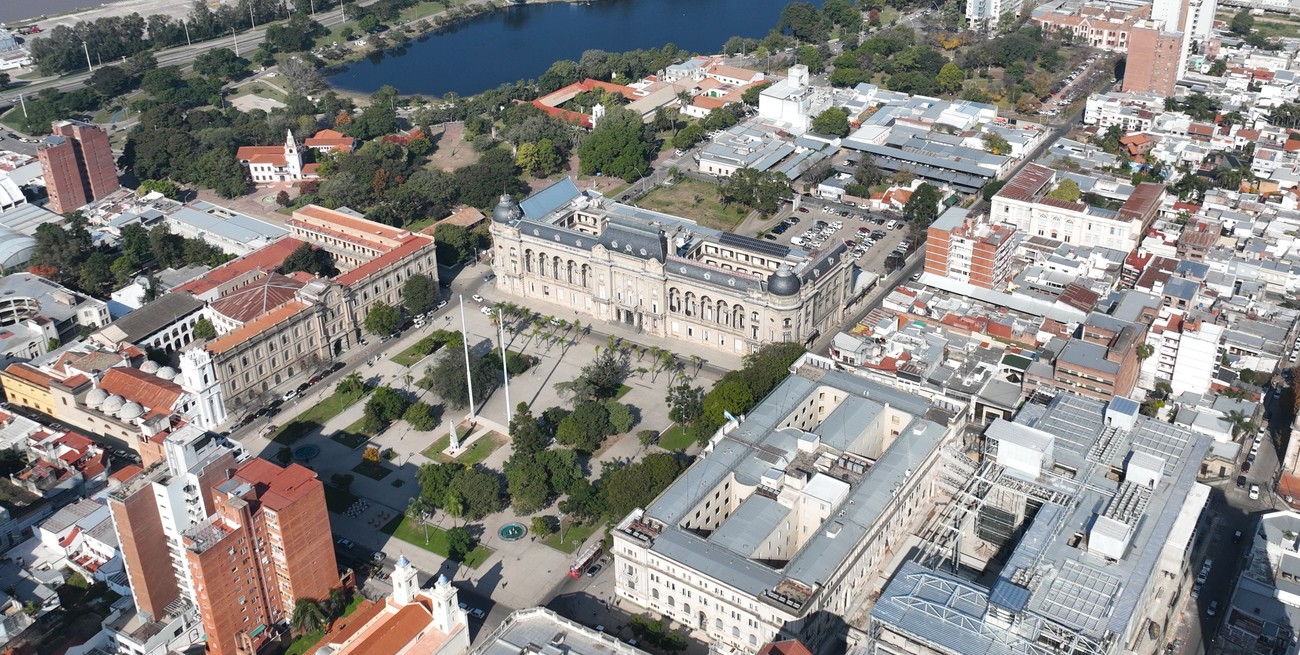 Santa Fe tuvo superávit en sus cuentas durante abril y mayo