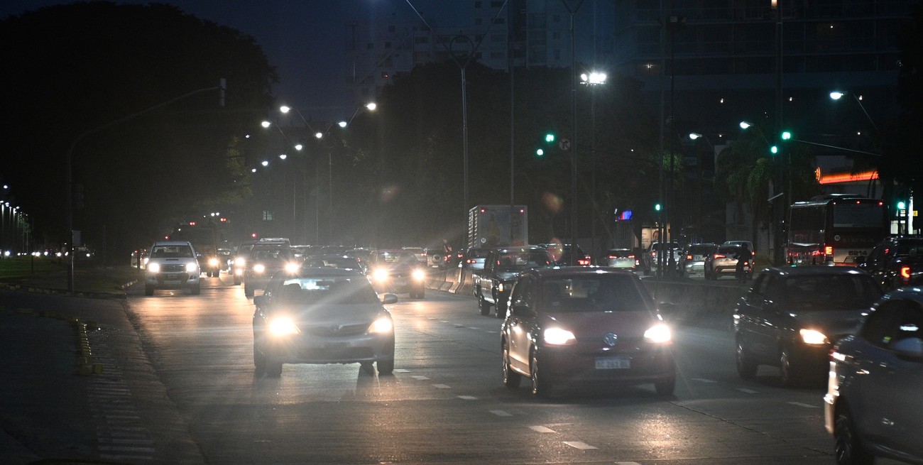 Otras dos petroleras se suman al aumento del combustible inicial de YPF en Santa Fe