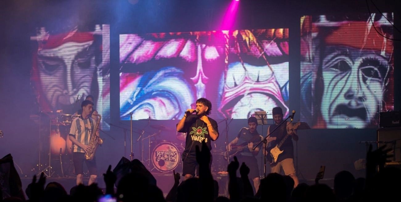 Rompiendo Espejos recrea "Señales" y "Disco Escultura"