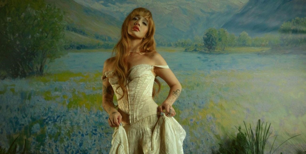 Ángela Torres presenta su álbum debut "No me olvides"