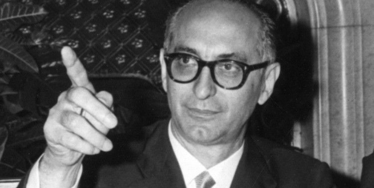 Arturo Frondizi en el recuerdo (Parte I)