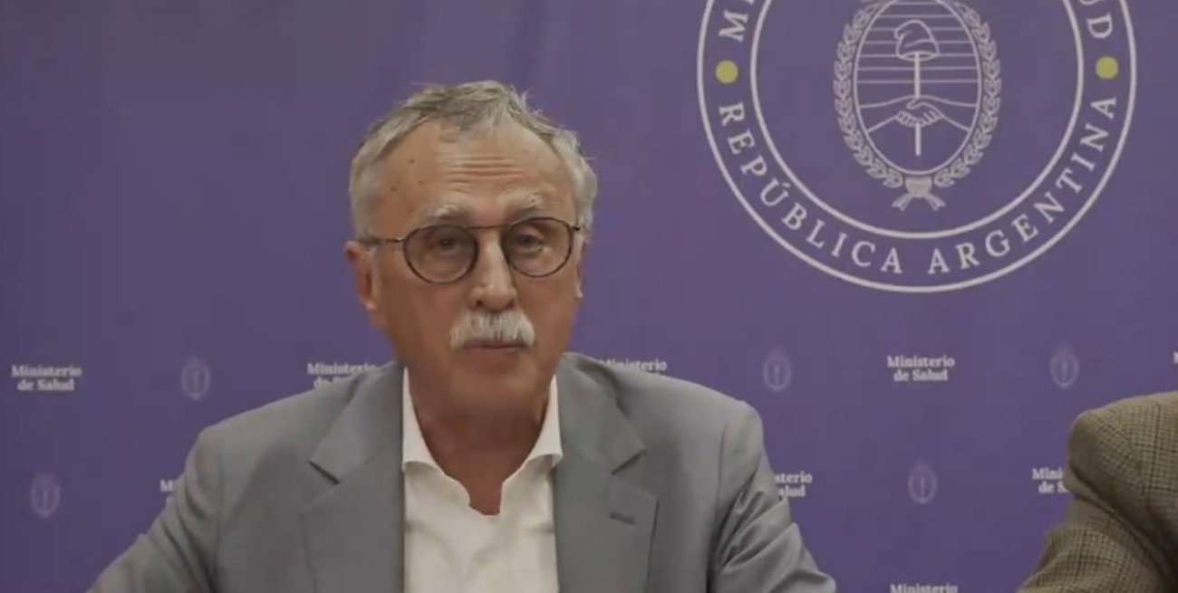 El Gobierno argentino hará repetir el examen de residencias solo a médicos extranjeros