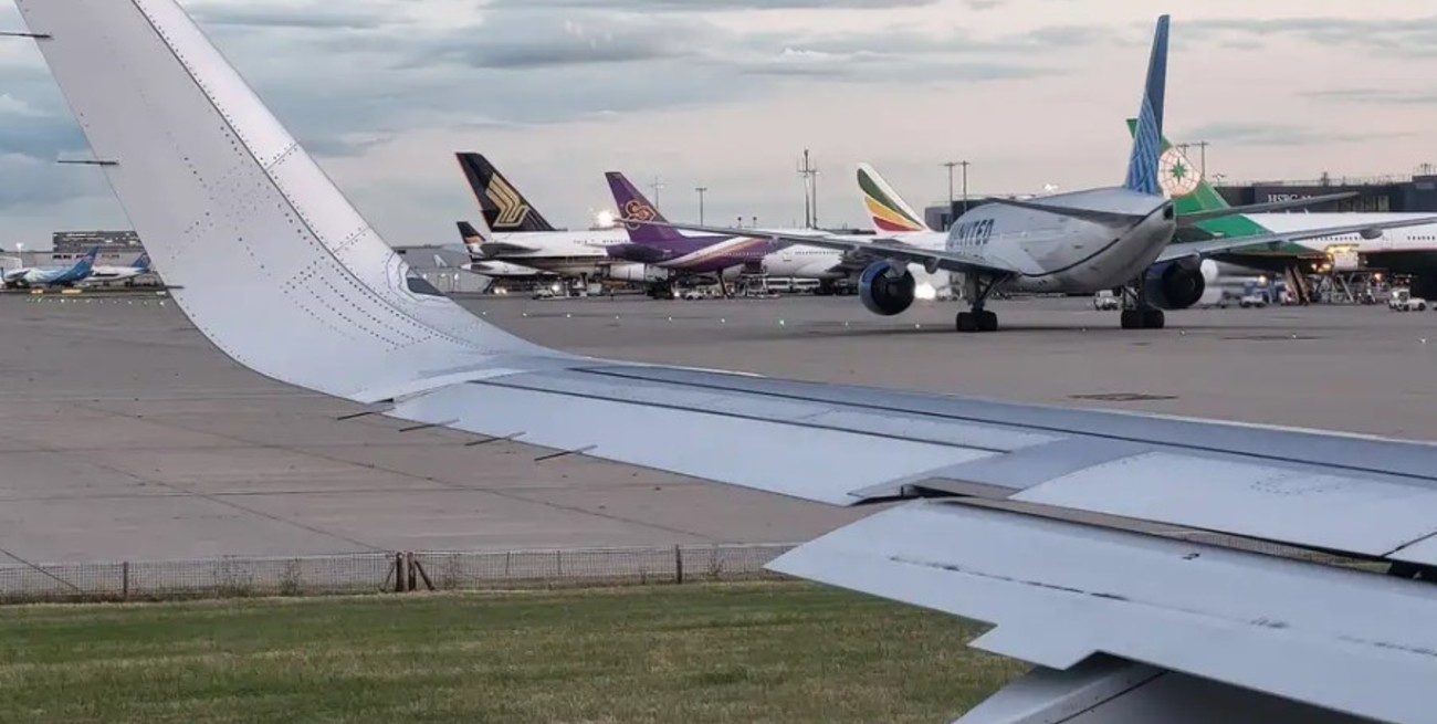 Una falla técnica interrumpió más de 120 vuelos en Reino Unido