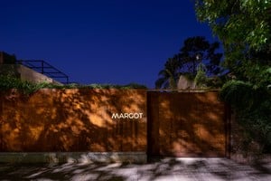 Margot, un espacio de exploración gastronómica donde lo auténtico y lo innovador se fusionan en una propuesta basada en productos locales de calidad. Ubicado en Talcahuano 6960 de la ciudad de Santa Fe.