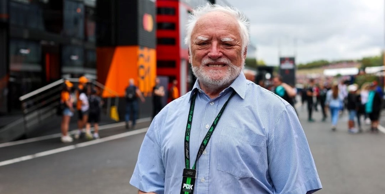 El "hombre meme" dijo presente en el GP y revolucionó el paddock