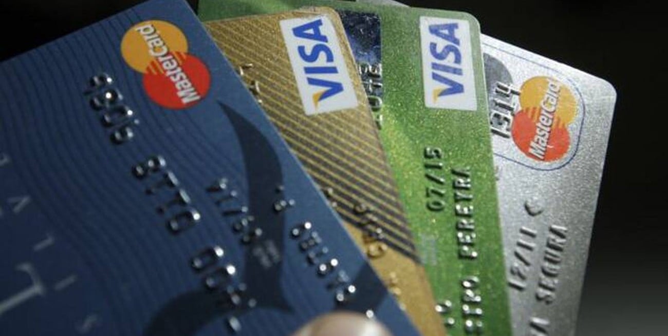 Estafaron con tarjetas ajenas y ahora deberán pagar más de 14 millones de pesos