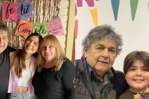 Cacho Deicas festejó los cumpleaños de sus nietos Camila y Joaquín.