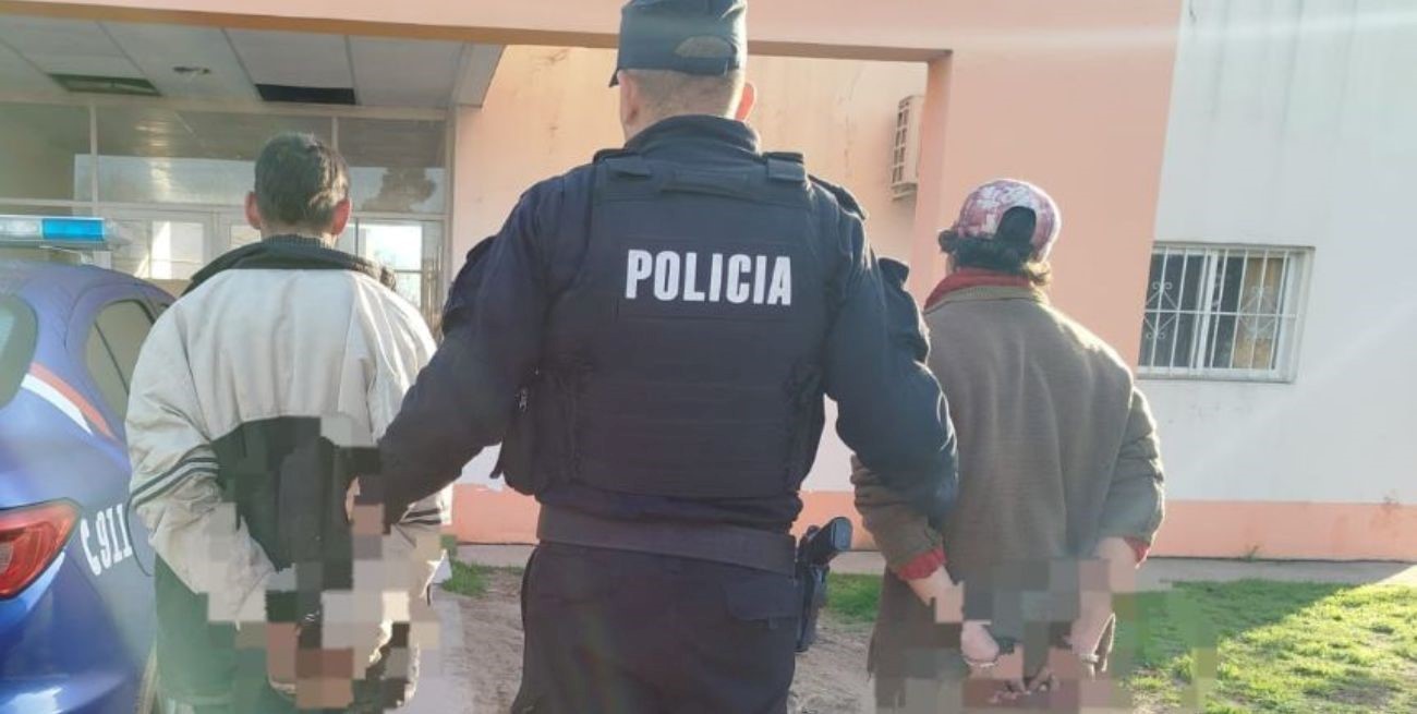 Sospechosos y con un revólver "trucho"