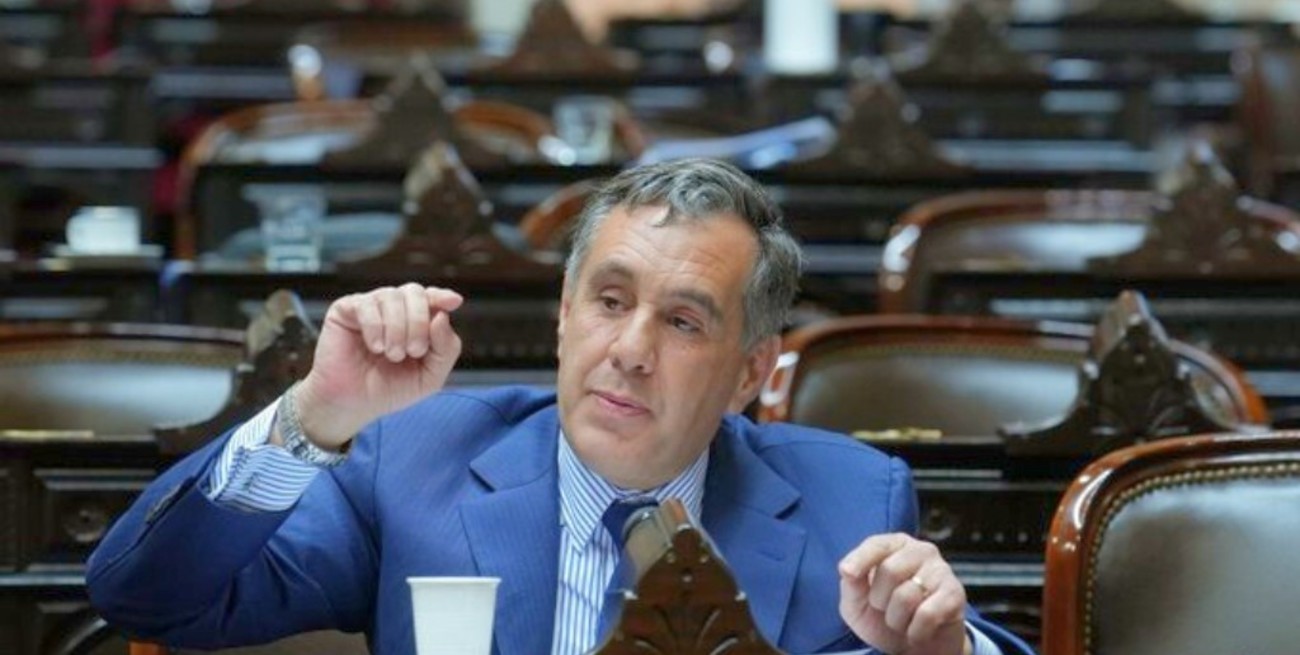 Piden deportar a médicos extranjeros que se copiaron en el examen de residencias