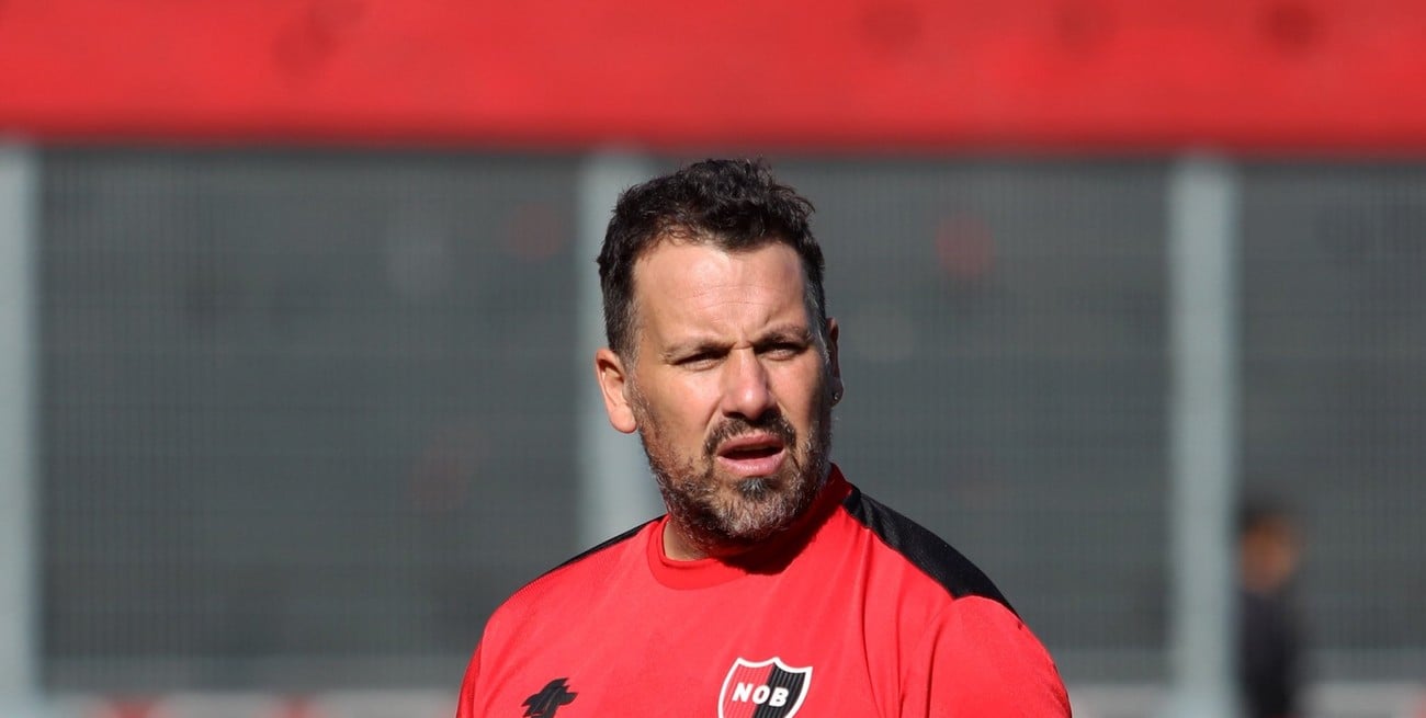 Fabbiani resiste en medio de un Newell's que se desintegra y solo piensa en elecciones