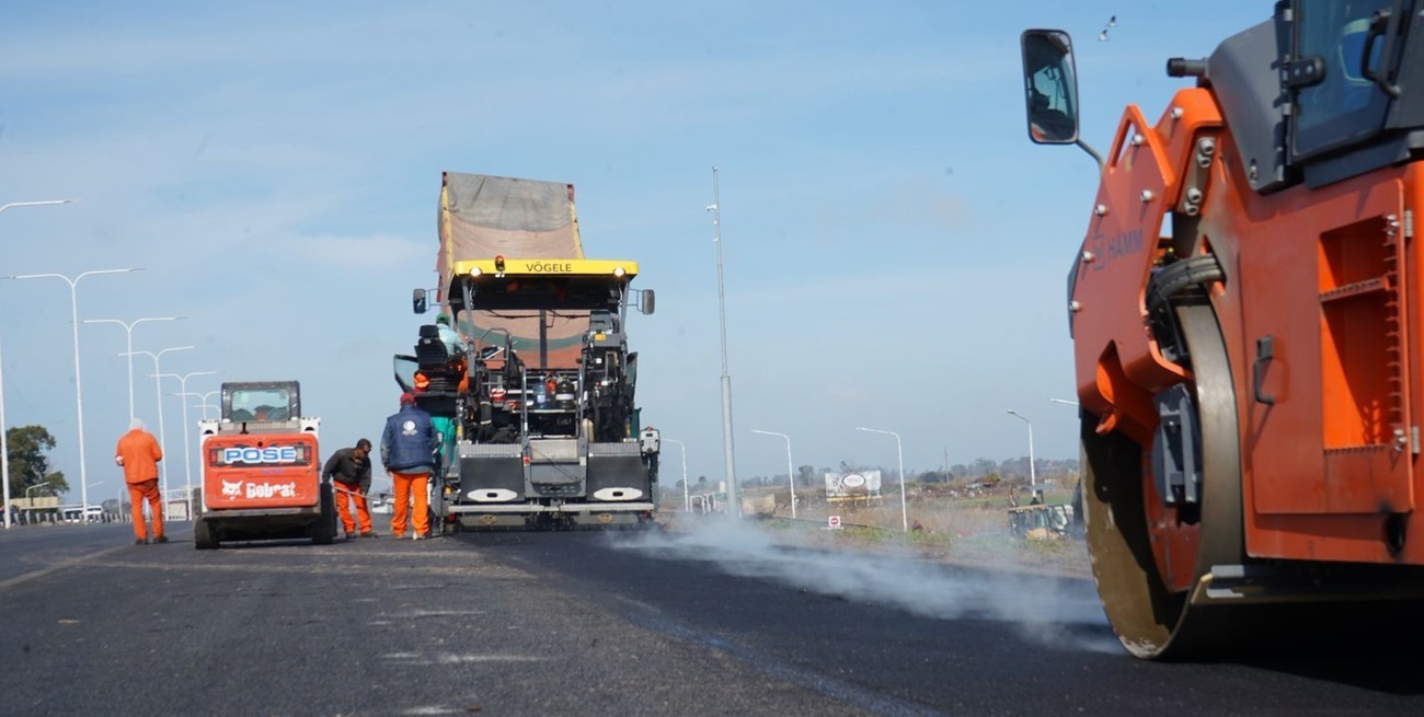 La Provincia avanza en la obra del tercer carril de la autopista y proyecta concluirla a mediados de 2026