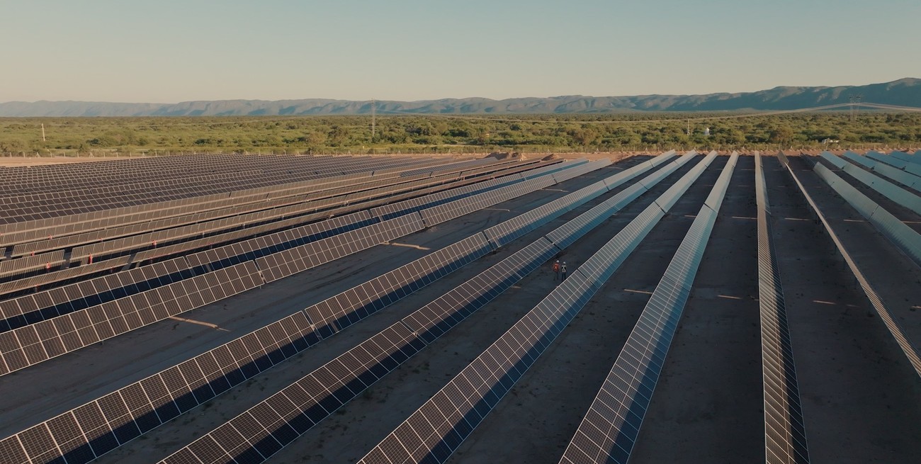 Arcos Dorados presenta el 11° Reporte ESG 2024 con foco en la transición energética