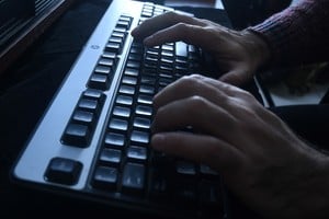 La familia debe involucrarse en el desarrollo digital de los menores de edad para hacer prevención. Archivo