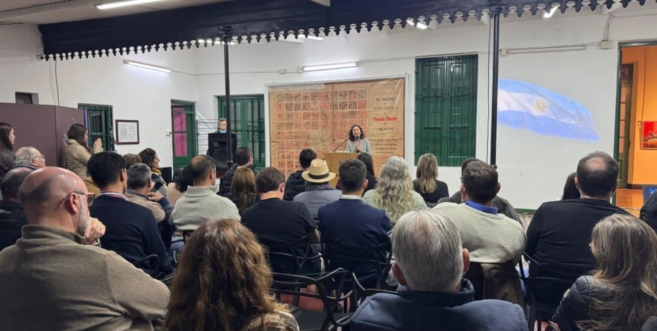 Di Gregorio lanzó el concurso para crear la bandera del departamento General López