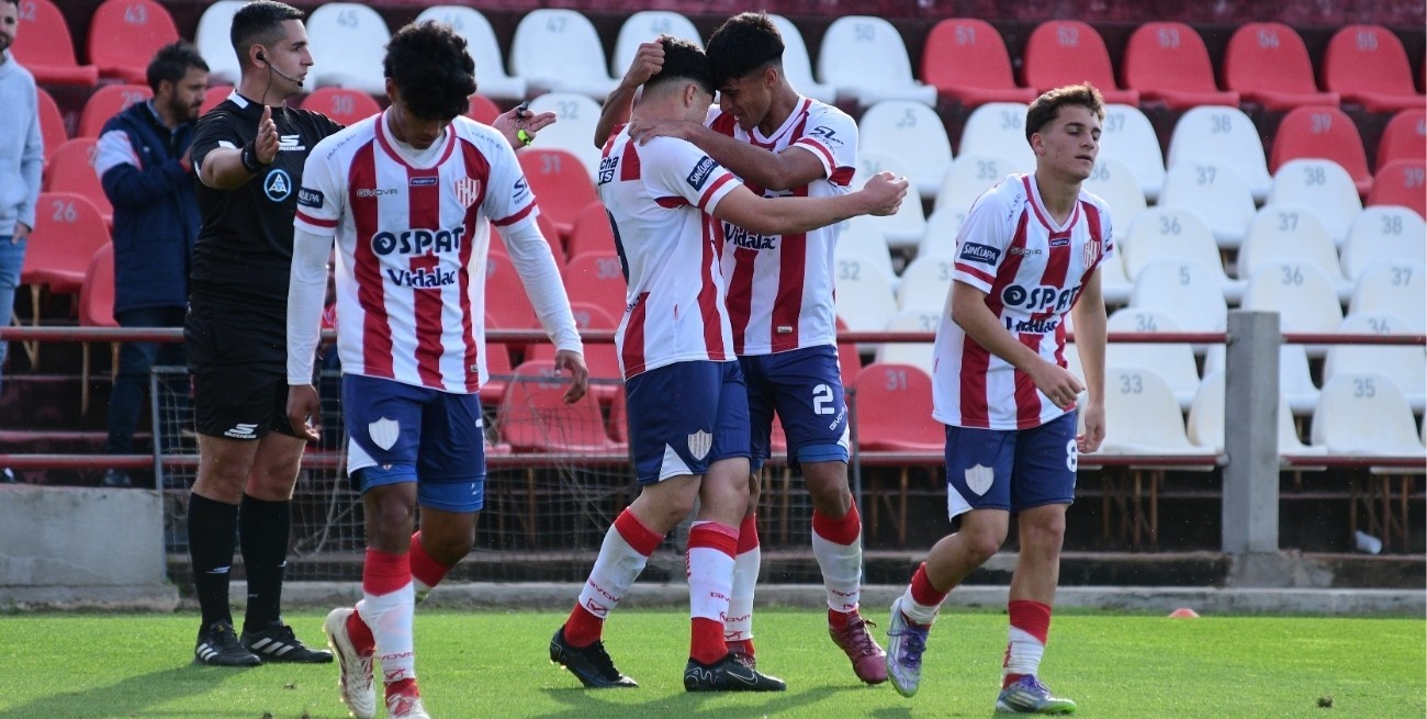 Unión jugó mejor y se quedó con el clásico