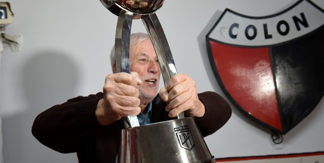 Vignatti va a las urnas en Colón con una sola idea: ¡volver a Primera!  