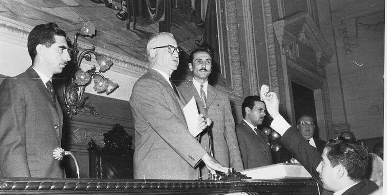 Sylvestre Begnis, homenaje a un gobernador visionario de Santa Fe