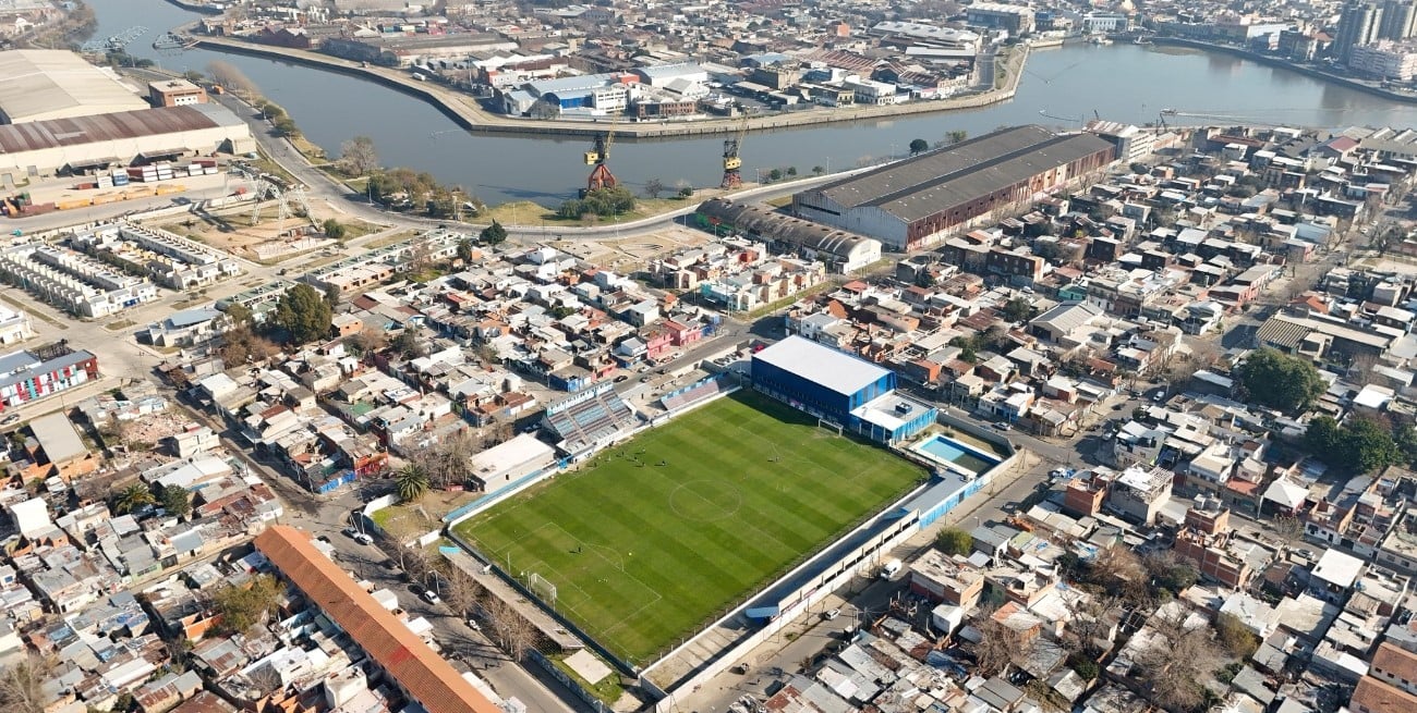 Colón navega hacia una isla hundida: "Telmo" diez sin ganar