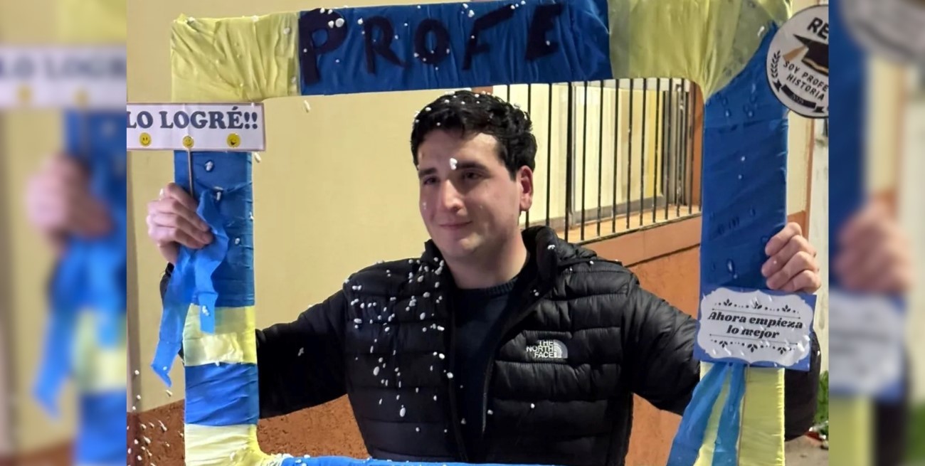 El primer profesor de Historia hipoacúsico de Gualeguaychú recibió su título