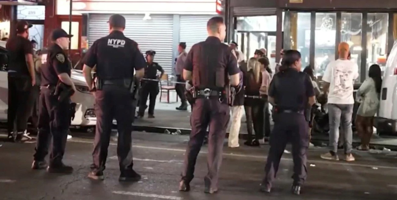 Tiroteo en un restaurante de Brooklyn dejó tres muertos y ocho heridos