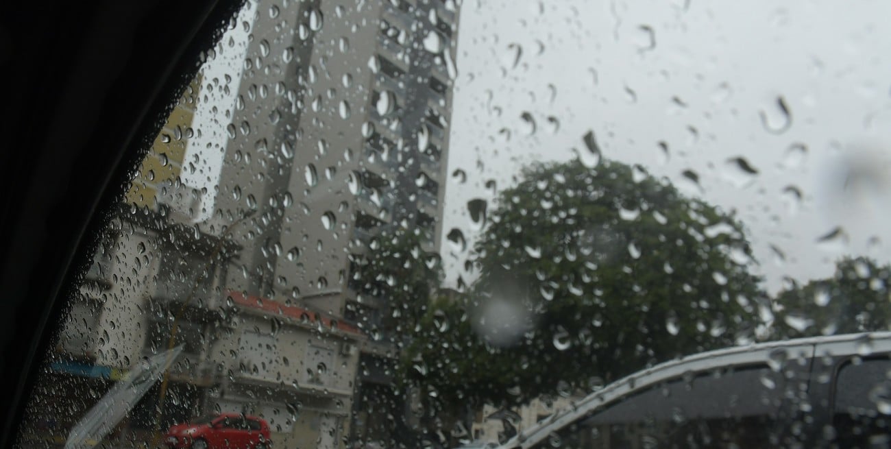 Sábado con alerta amarilla por lluvias y tormentas en ocho provincias