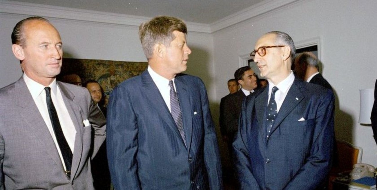 Arturo Frondizi en el recuerdo (Parte II)