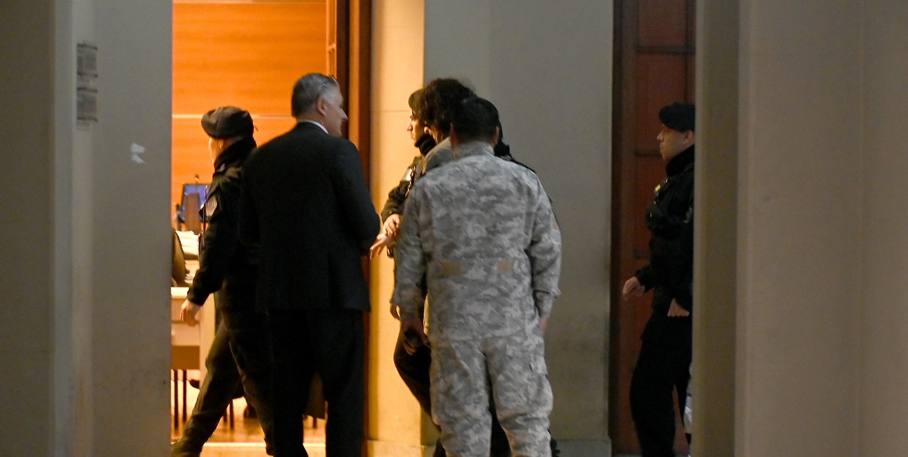 Los ocho segundos clave en el ataque a los cadetes del Liceo Militar
