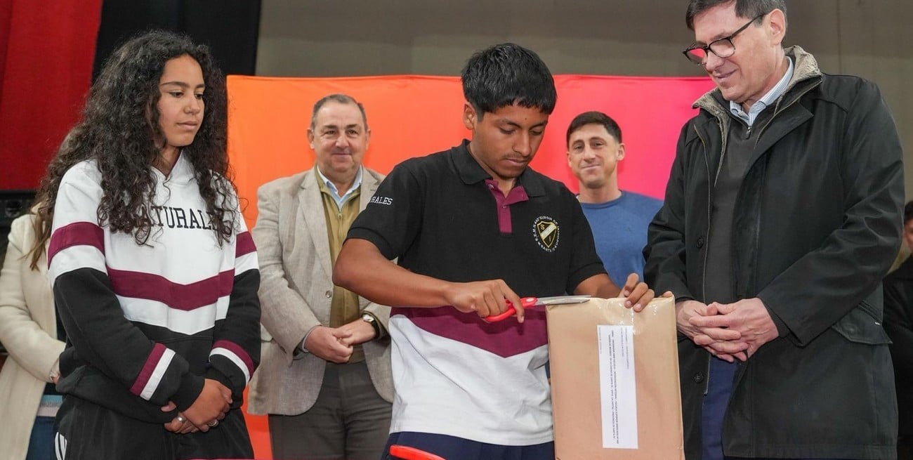 Nueve ofertas para la puesta en valor del Colegio Nacional Simón de Iriondo