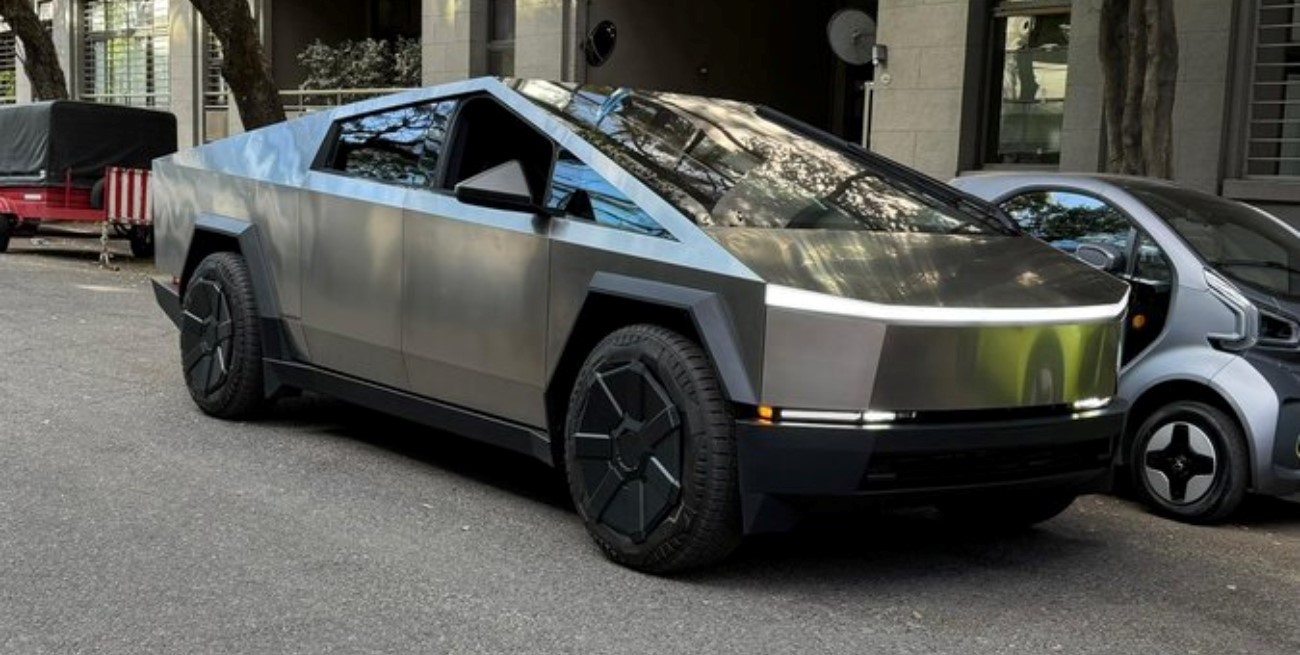 El trasfondo de la llegada de los Tesla Cybertruck a Argentina y quién los importó