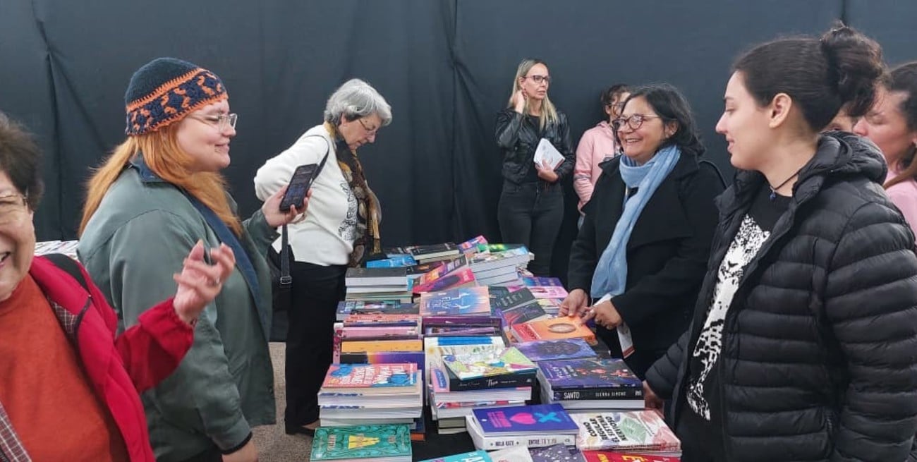 Vera celebró la Feria del Libro