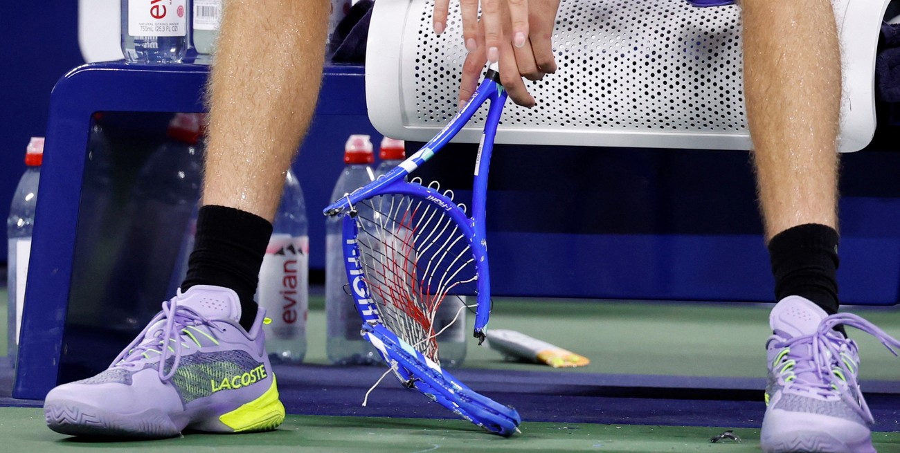 Video: un fotógrafo desató la furia de Medvedev y Bonzi lo eliminó en un partido dramático