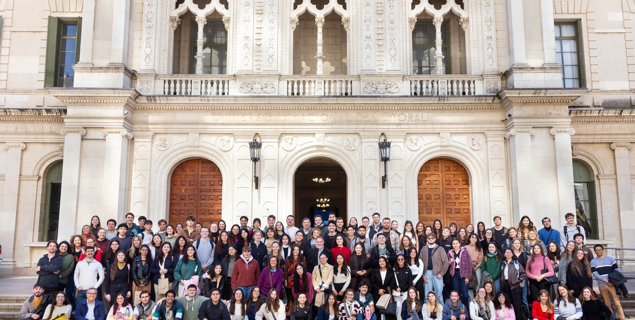 Arribaron a la ciudad de Santa Fe 76 estudiantes del mundo