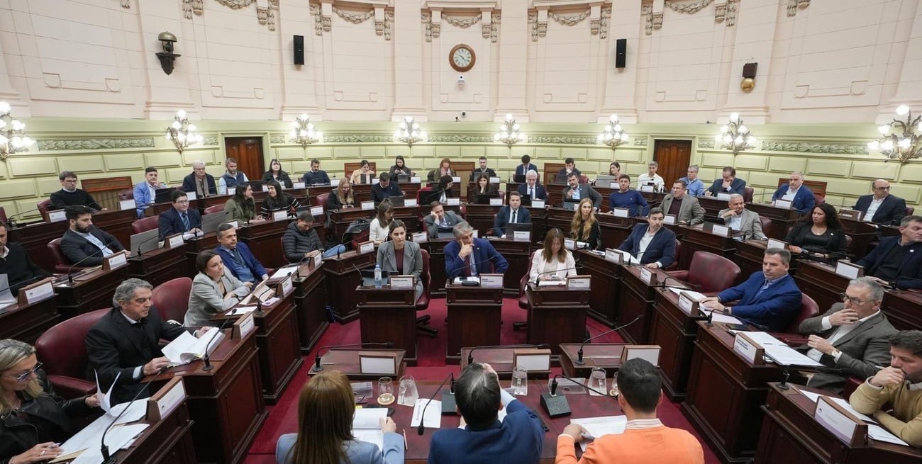 Reelección del gobernador y nueva integración en Diputados, entre las primeras reformas a votar