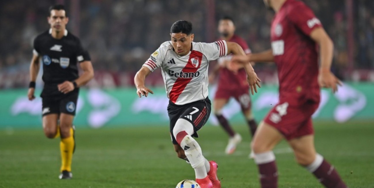 River no pudo pasar del empate ante Lanús y es único líder de la Zona B