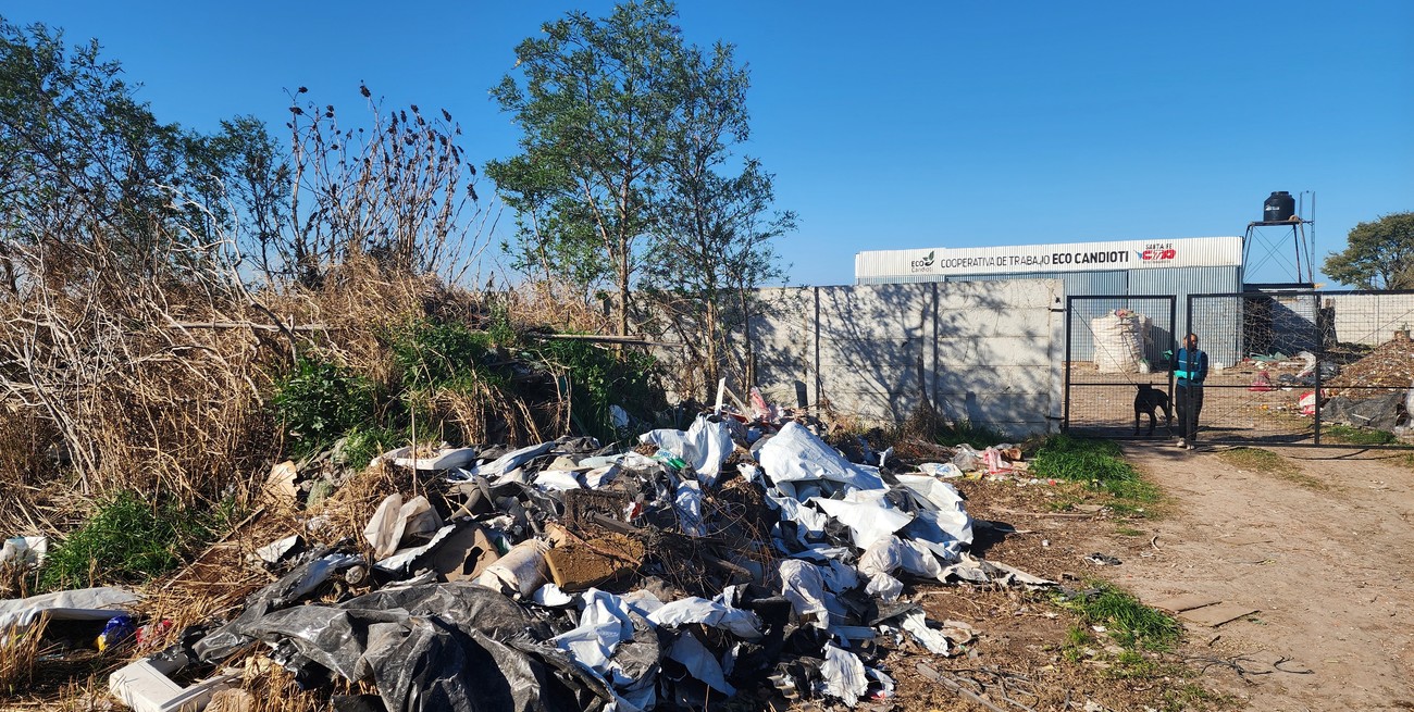 Vecinos de la localidad de Candioti denuncian un basural a cielo abierto