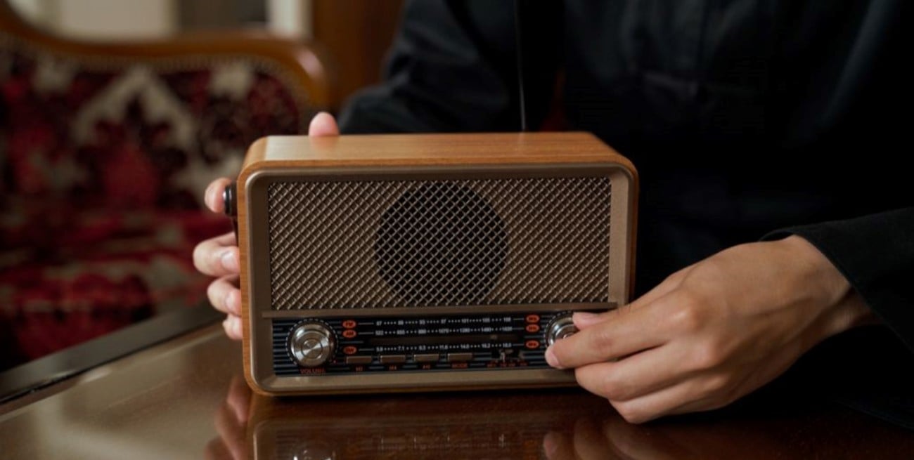 Se cumplen 105 años de la radio argentina, una historia que cambió la forma de comunicar