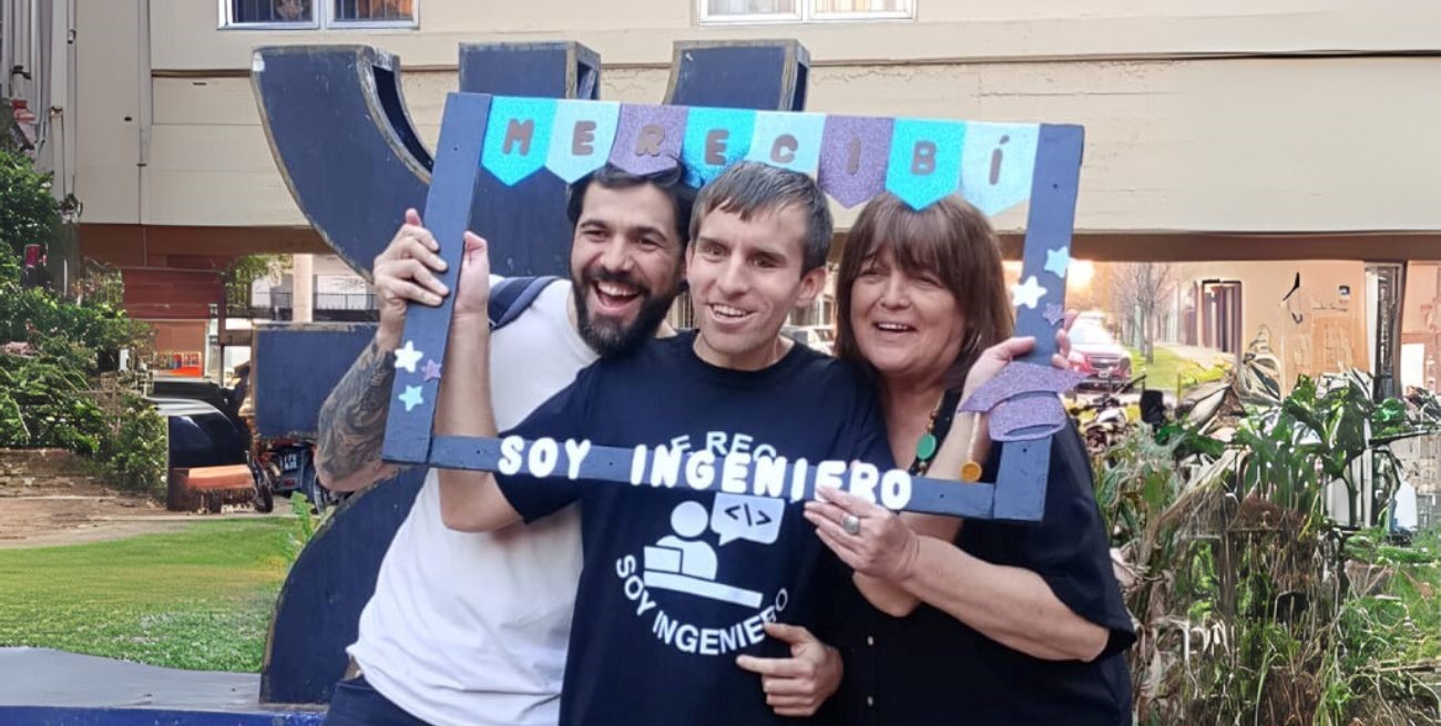 Avance en la accesibilidad educativa: se recibió el primer ingeniero ciego en la UTN Santa Fe