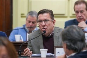 La propuesta busca incorporar una mirada integral de la cuestión ambiental dentro de las escuelas.