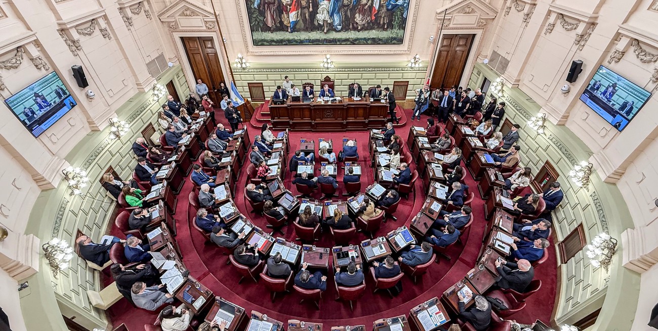 La reforma en Santa Fe otorga y delimita reelecciones con una cláusula transitoria