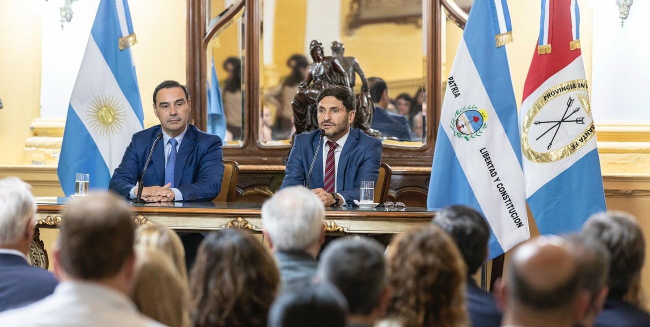 Pullaro en Corrientes: “Nuestro compromiso es avanzar en la integración regional y desarrollar la obra pública”