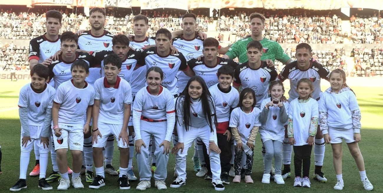 Yunis suplente y "Pulga de a poco": Medrán pone el mismo once en Colón