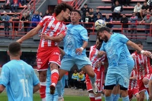 El CADU ganó una final por el descenso ante Talleres de Remedios de Escalada: Foto: Gentileza Talleres (RE).