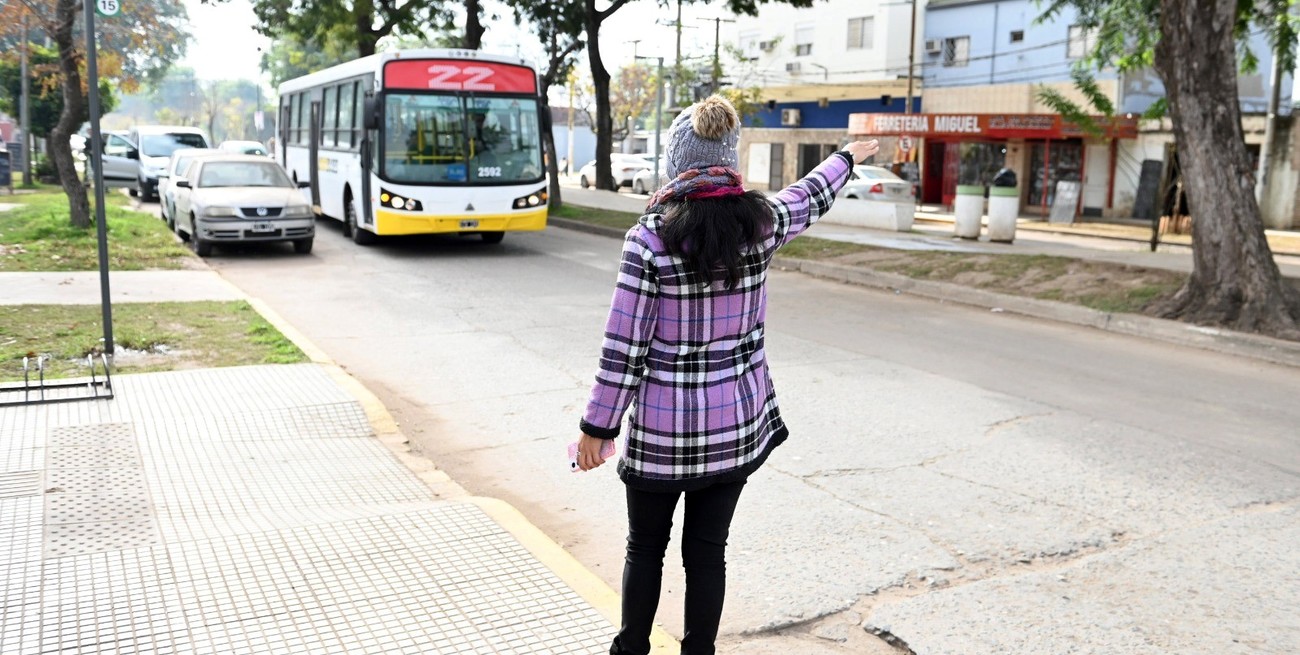 Por un reclamo estudiantil, desde el Concejo de Santa Fe piden "ajustes" al trayecto de la Línea 22