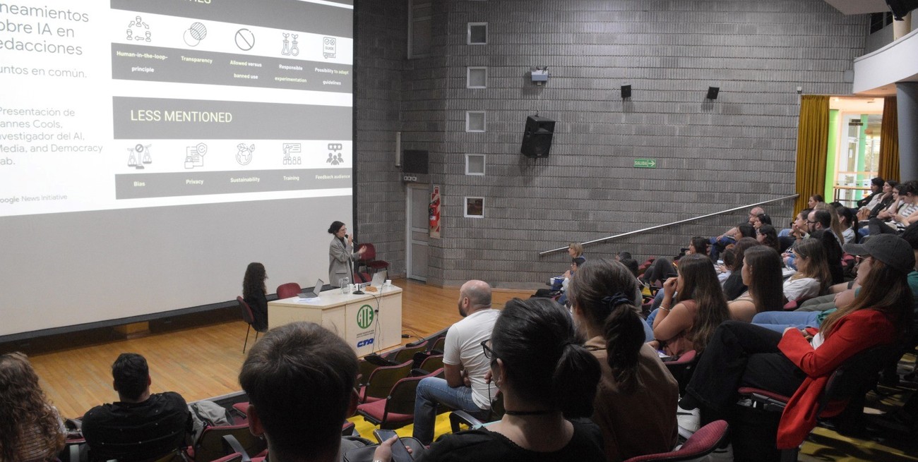 FOPEA Entrena llega a Entre Ríos con una capacitación sobre periodismo e inteligencia artificial