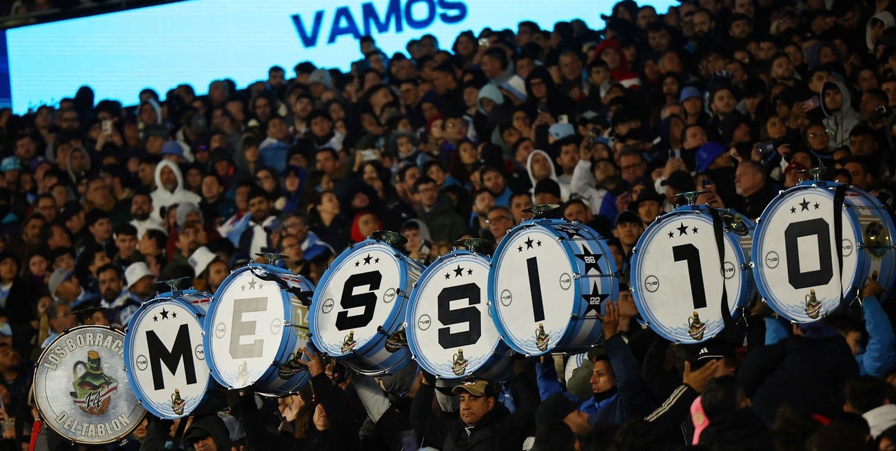 La AFA quiere la Finalissima en el Monumental y España busca el Santiago Bernabéu